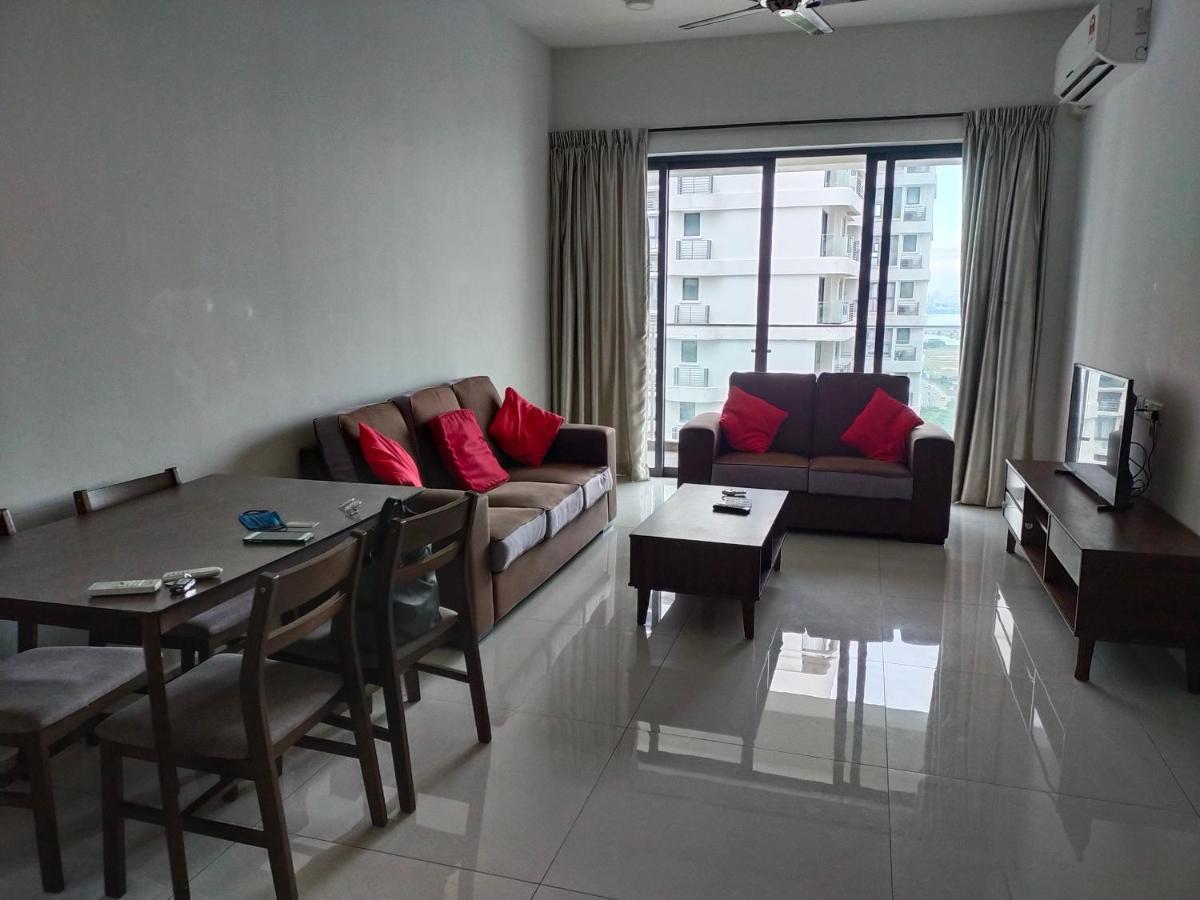 Rainbow Homestay Johor Bahru Luaran gambar